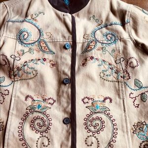 Light Tan Embroidery Jean Jacket, Size Small